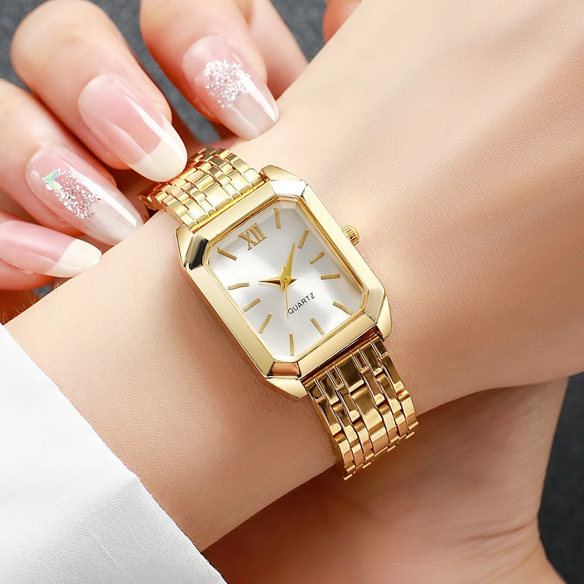 Surprise Blind Box Women Watch - Luxury Watch Lady 评论和价格